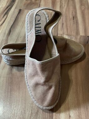 GAIMO Spain Canvas Slingback Espadrilles - Beige / Tan - Size 7.5 (38)